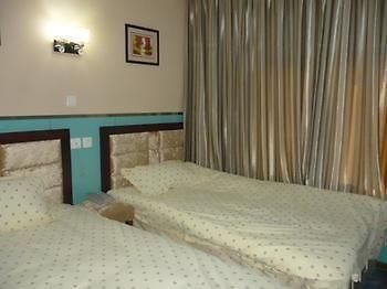 V8 Hotel Suzhou  Zewnętrze zdjęcie